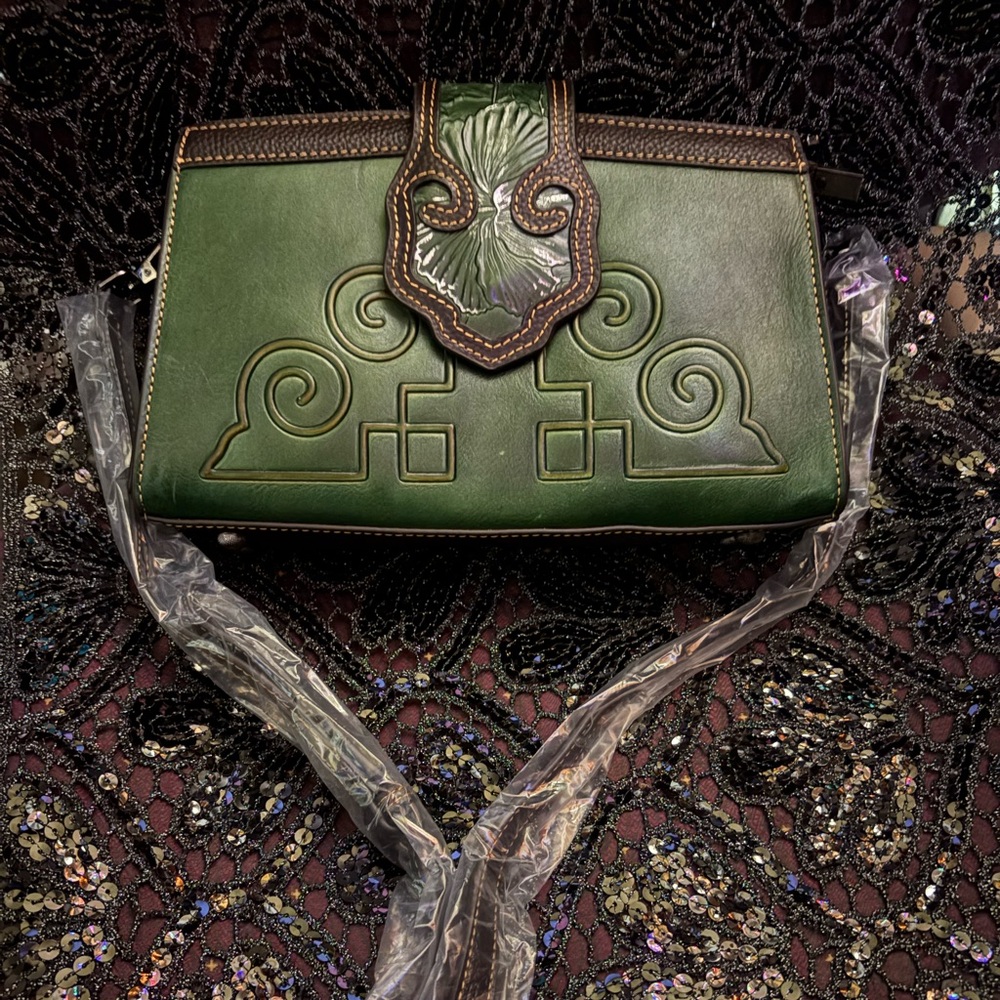 Elegant Green Handbag